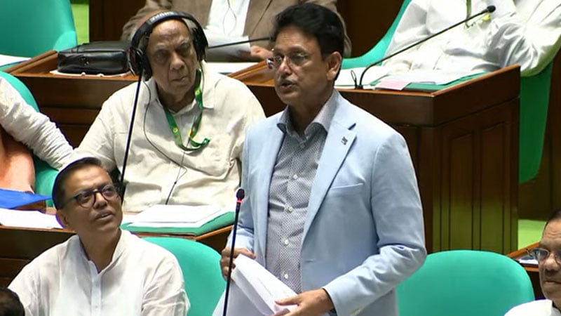 অংশ নিতে না পারাদের পুনঃপরীক্ষার সুযোগ, ভুল প্রশ্নে পূর্ণ নম্বর: সংসদে শিক্ষামন্ত্রী
