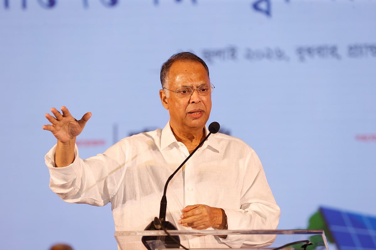 বিদ্যুৎ বিতরণব্যবস্থা বেসরকারি খাতে ছেড়ে দিতে চায় সরকার