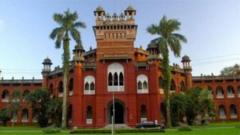 ঢাকা বিশ্ববিদ্যালয় প্রতিষ্ঠায় যেভাবে জমি আর টাকার ব্যবস্থা হয়েছিল