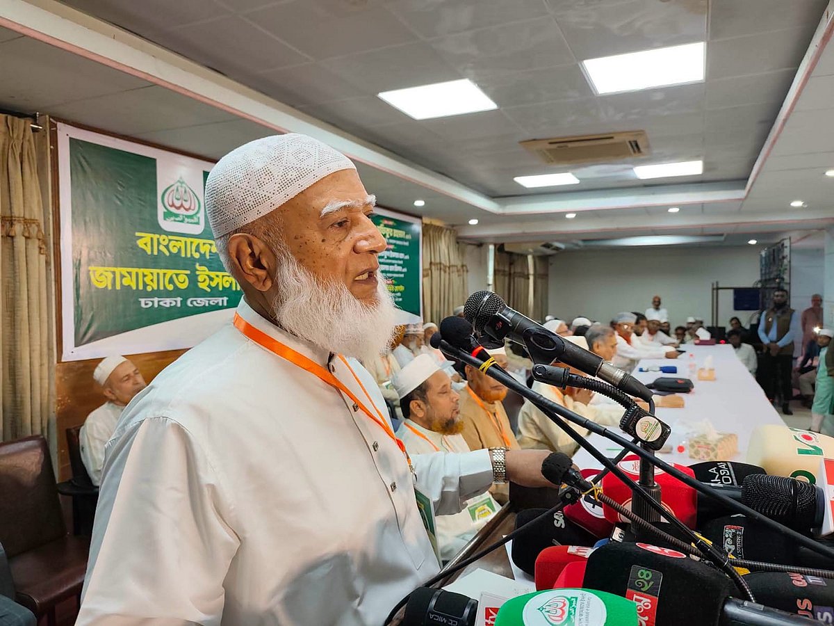 দলের নেতা-কর্মীদের জামায়াত আমির বললেন, ‘ভেরি কেয়ারফুল’