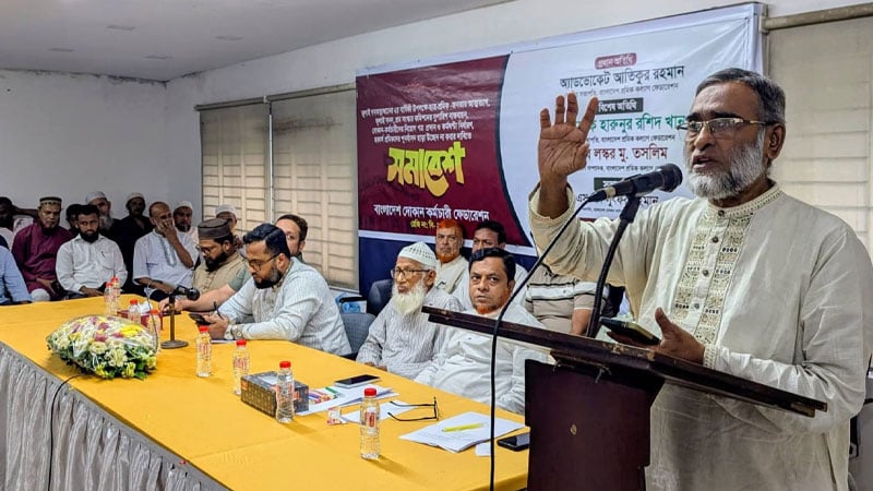 কর্মচারীদের নিয়োগপত্র, নির্দিষ্ট কর্মঘণ্টা ও পুনর্বাসন ছাড়া হকার উচ্ছেদ বন্ধের দাবি