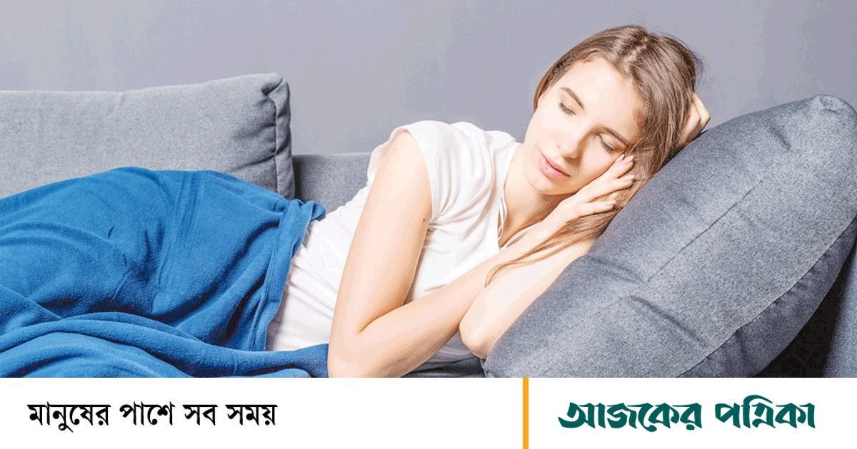 মাঝরাতে ঘুম ভেঙে গেলে আবার ঘুমাবেন যেভাবে