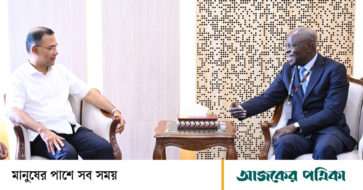 প্রধানমন্ত্রীর সঙ্গে আইএলও মহাপরিচালকের সাক্ষাৎ, বিভিন্ন ইস্যুতে সহযোগিতা বৃদ্ধির আশ্বাস