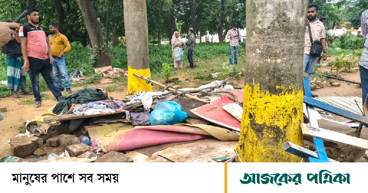 সোহরাওয়ার্দী উদ্যান থেকে রাজীব শাহের কথিত মসজিদ উচ্ছেদ