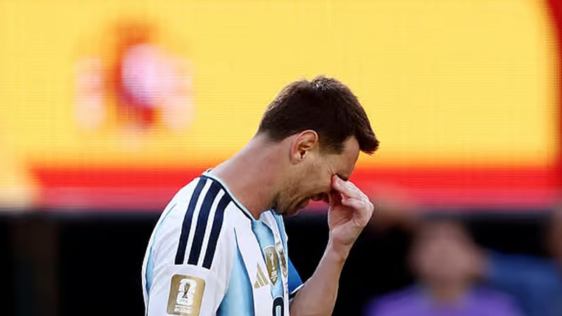 ‘তোমার কান্না আমাদেরও কান্না’—হেরেও ভালোবাসায় সিক্ত মেসি